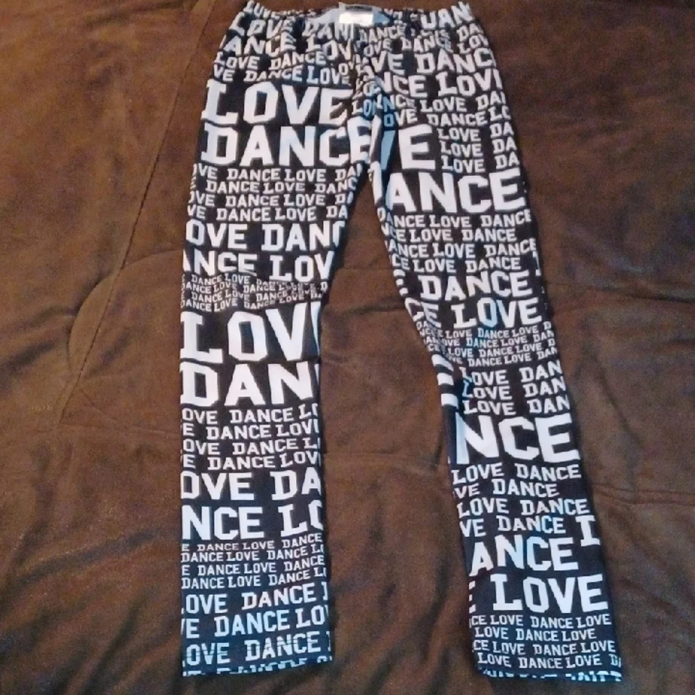Black and White NWOT  Love Dance Leggings and Shorts Set
